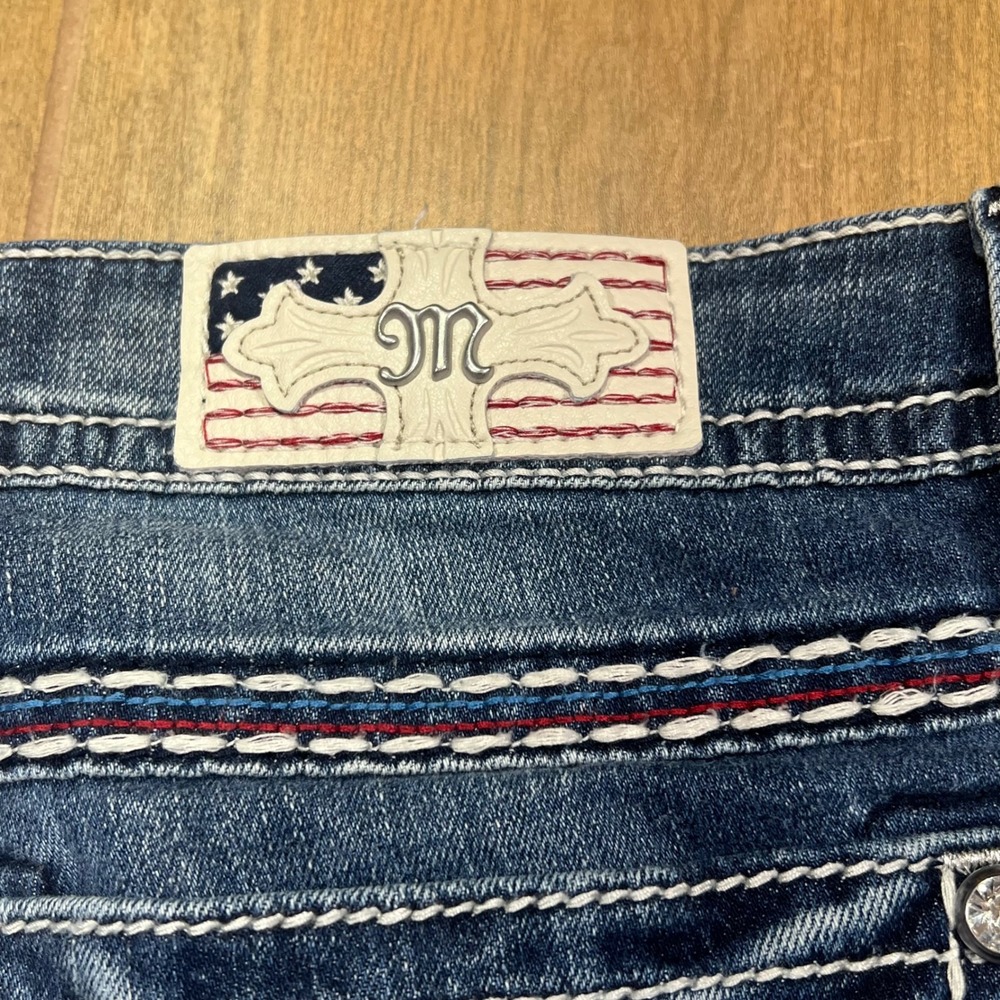 Miss Me Signature Cuffed Capri Distressed Americana Jeans JP7687P MK 555 Size 33 - Picture 11 of 16